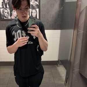 Meet your Posher, Kyzer